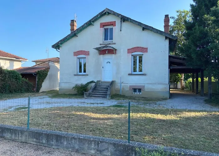 Maison La Vielmuroise בית נופש