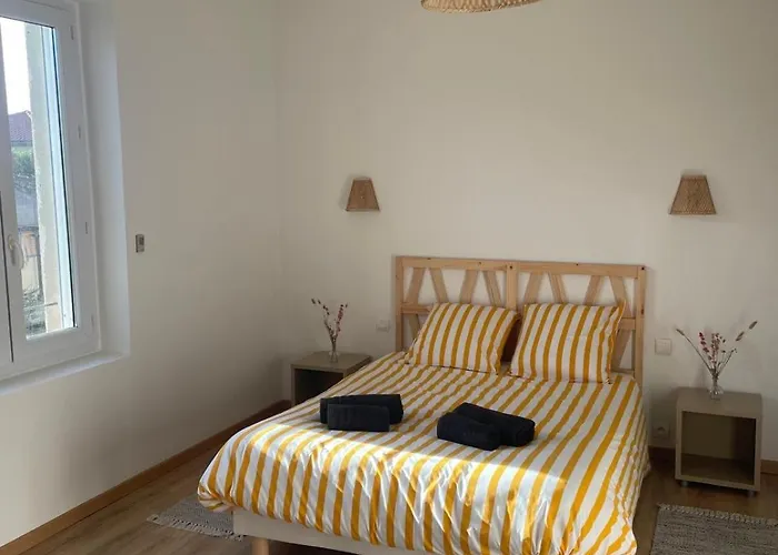 בית נופש Maison La Vielmuroise *